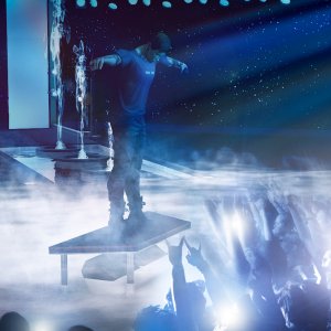 Мы по разные стороны